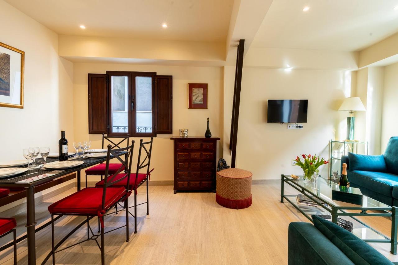 Villa Holi-Rent Pimienta Sevilla Exterior foto